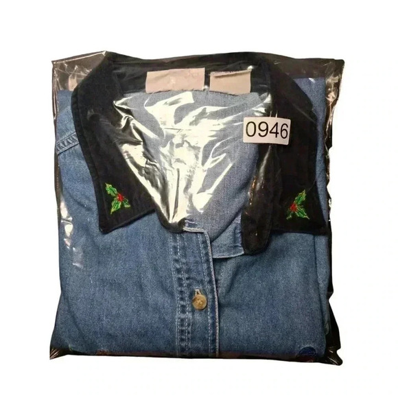 Christmas Denim Jean Shirt Womens Size XL Long Sleeves Button Up Velvet Collar - Picture 10 of 10